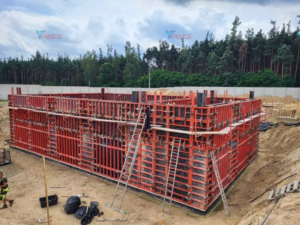 Dostawa szalunkow sciennych systemu PERI TRIO – Kepno 1