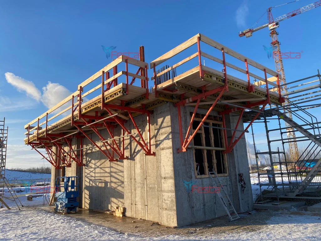 Grupa Festa Rusztowania - dostawa pomostów roboczych PERI w Koninie