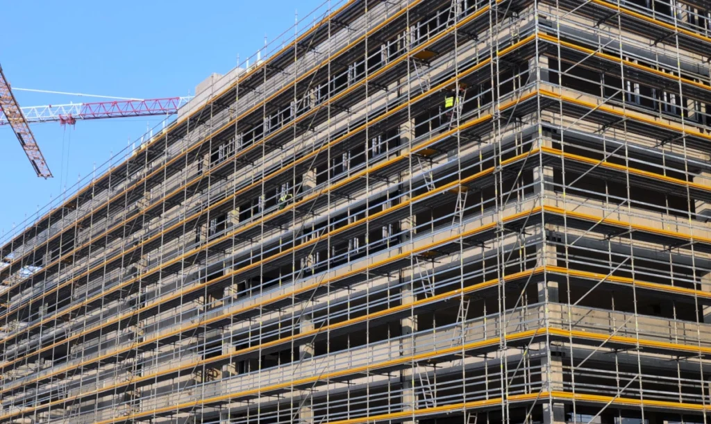 rusztowania elewacyjne