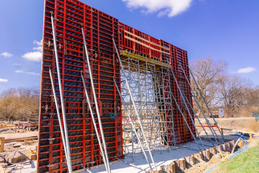 Deskowania wypożyczalnia Grupa Festa Rusztowania Łódź