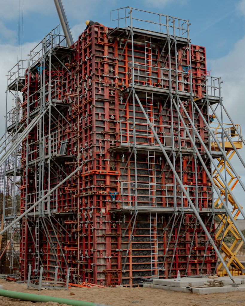 Grupa Festa Dostawa Szlaunków PERI Kalisz