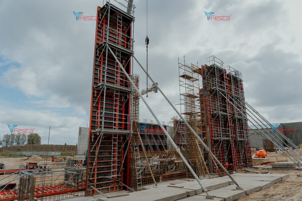 Grupa Festa Rusztowania Kalisz Szalunki PERI wypożyczalnia